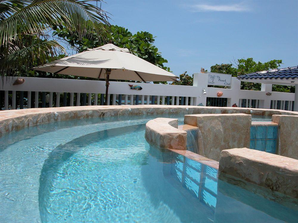 The Beach Guesthouse Pinones Dış mekan fotoğraf