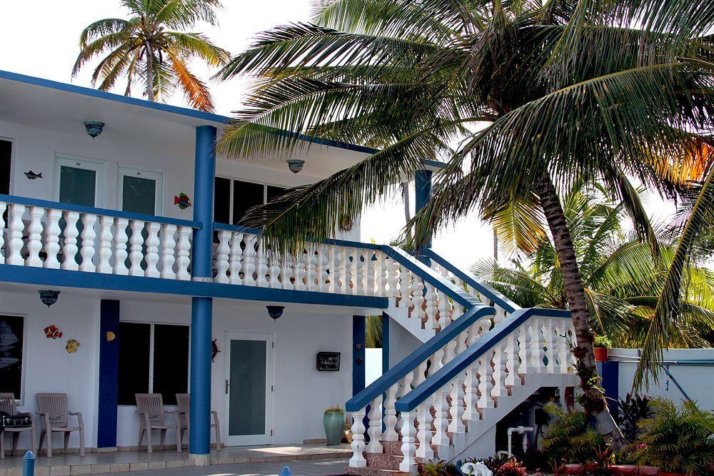 The Beach Guesthouse Pinones Dış mekan fotoğraf
