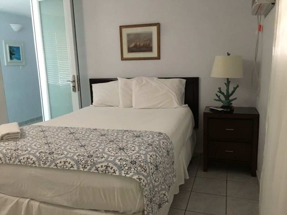 The Beach Guesthouse Pinones Dış mekan fotoğraf