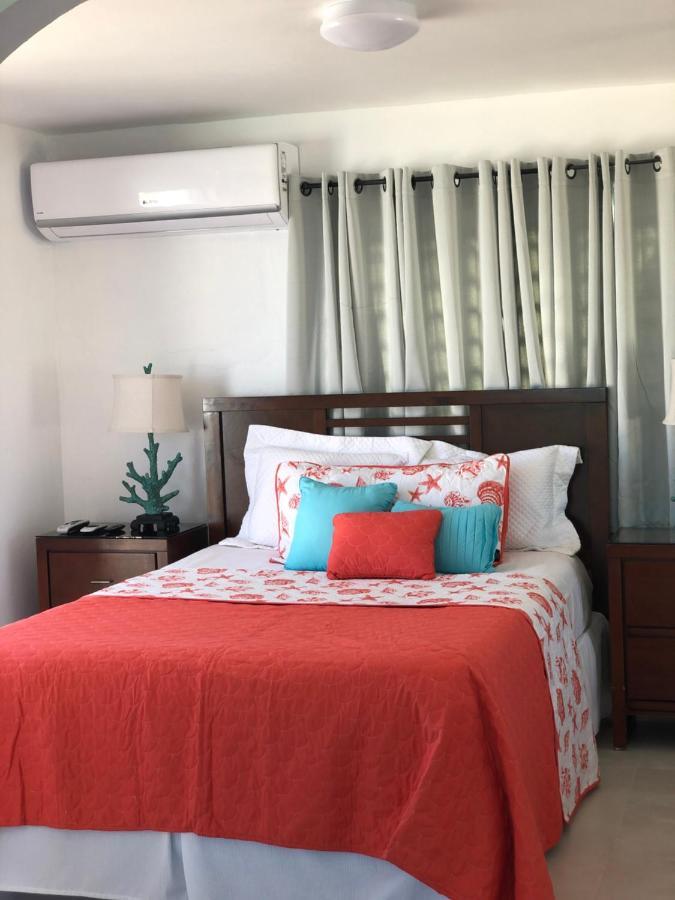 The Beach Guesthouse Pinones Dış mekan fotoğraf