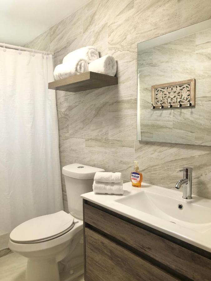 The Beach Guesthouse Pinones Dış mekan fotoğraf